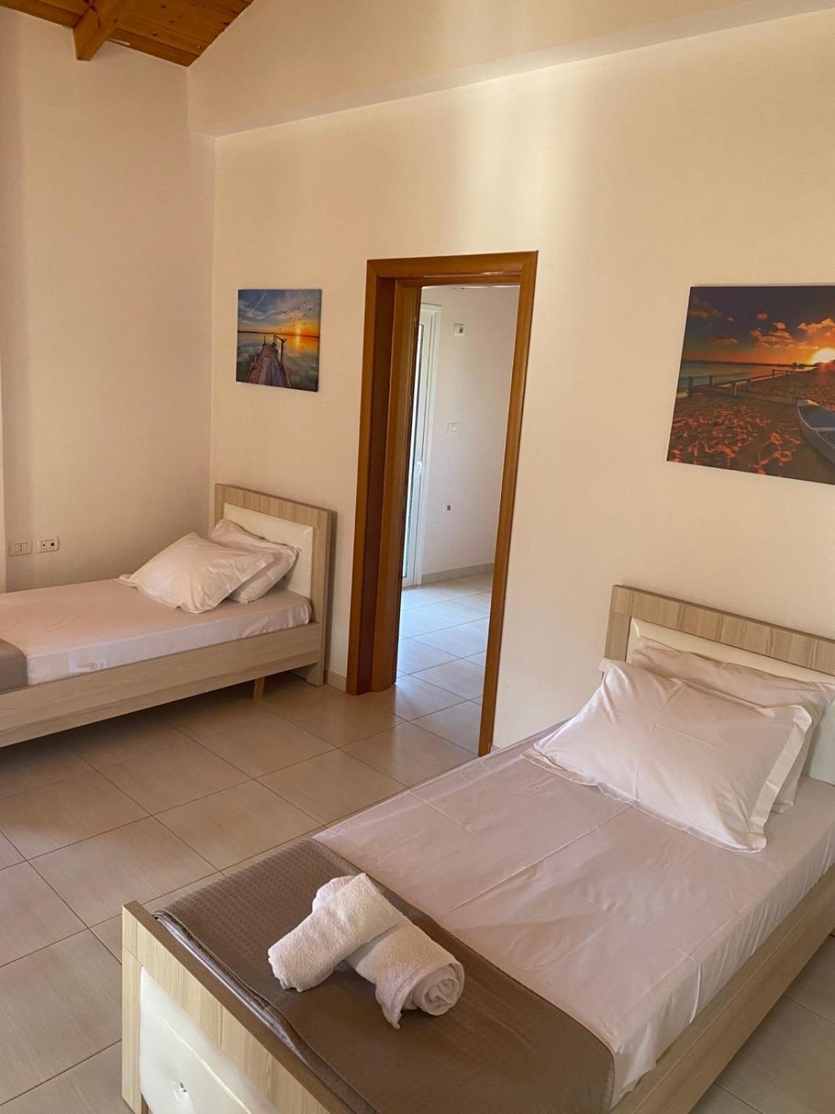 Ilias Family Rooms 히마레 외부 사진